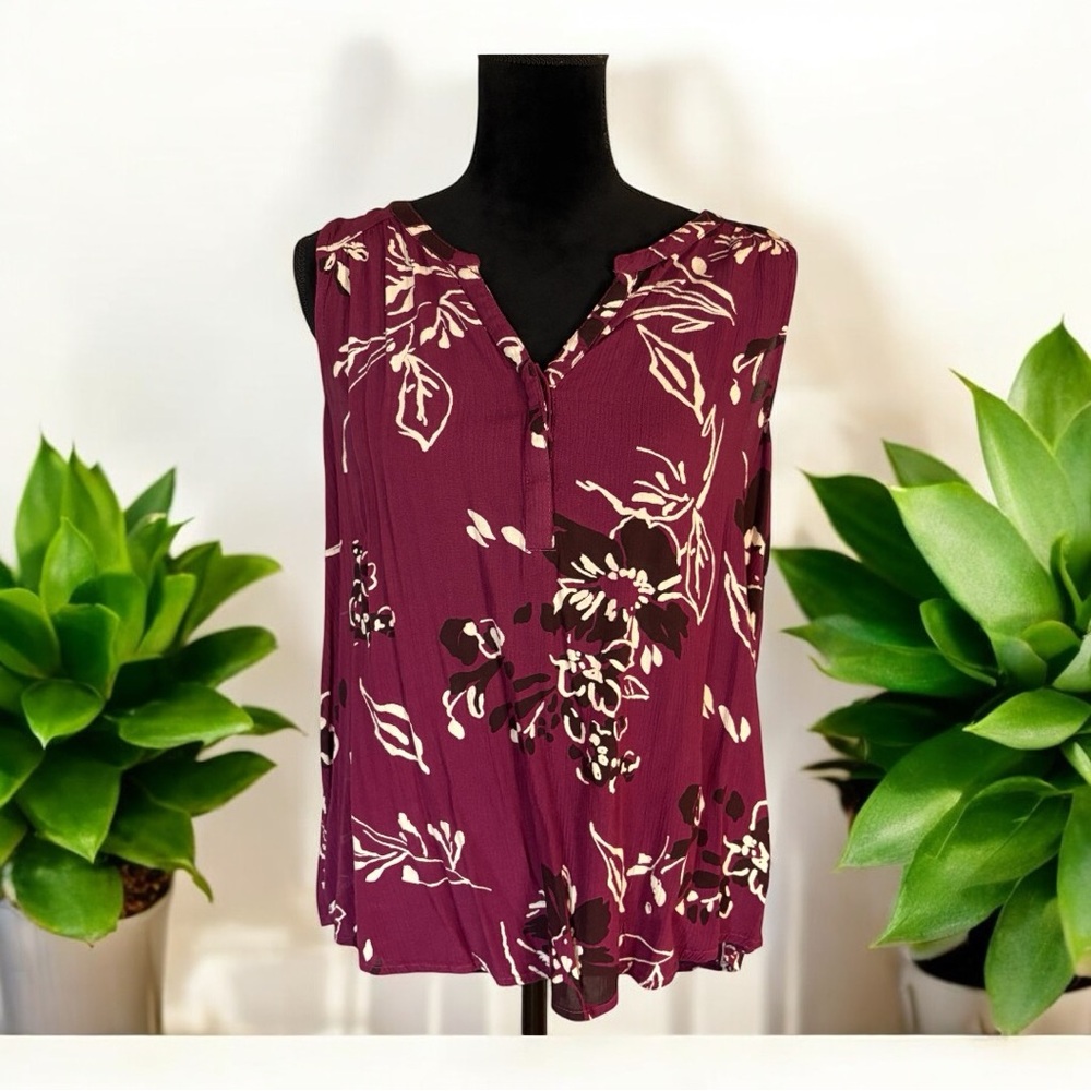 Sonoma Women’s Sleeveless Blouse